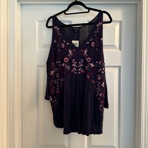 Lucky brand woman’s cold shoulder blouse